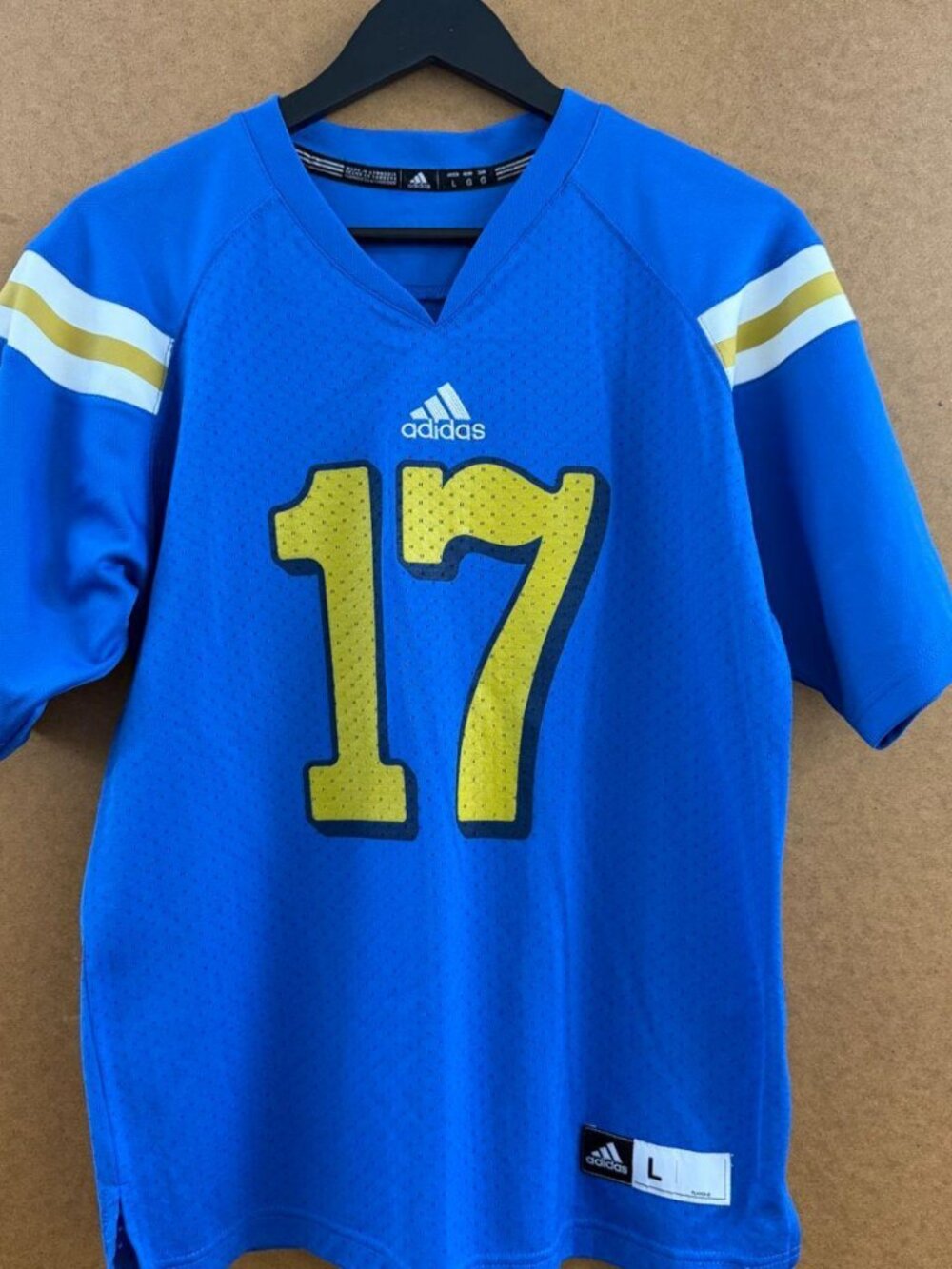 Adidas UCLA Bruins football jersey (#17) — L